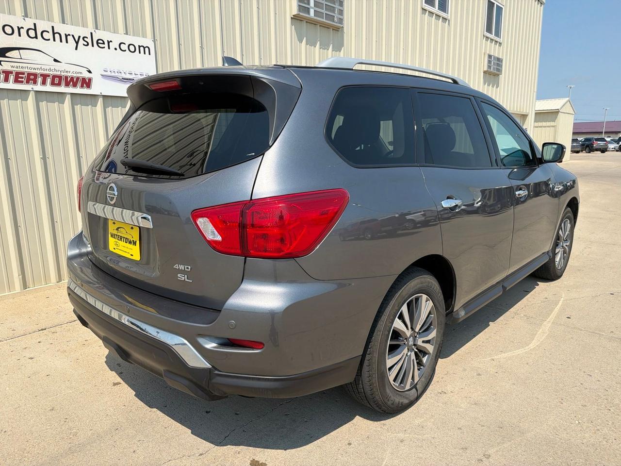 2020 Nissan Pathfinder SL Watertown SD 2020 Nissan Pathfinder SL Watertown SD