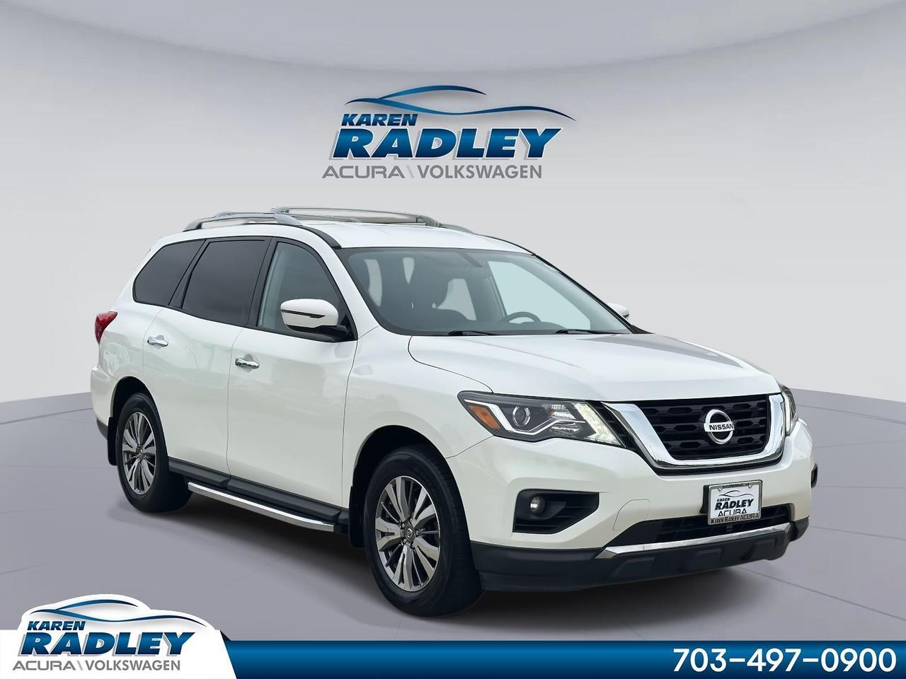 2020 Nissan Pathfinder SV