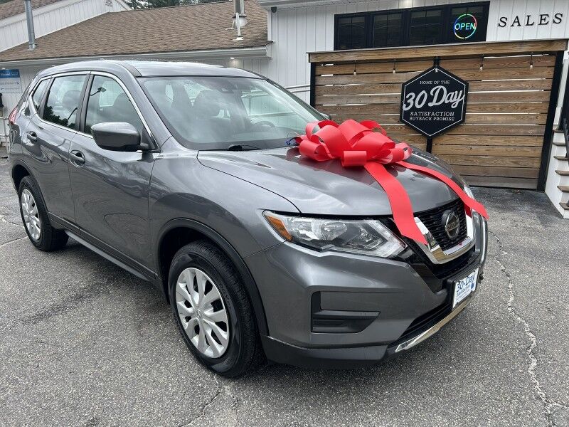 2020 Nissan Rogue S - LOW MILES 2020 Nissan Rogue S - LOW MILES