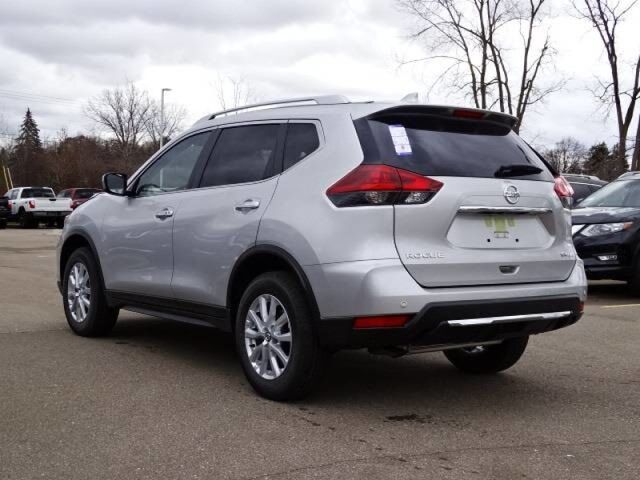 2020 Nissan Rogue SV Oshkosh WI