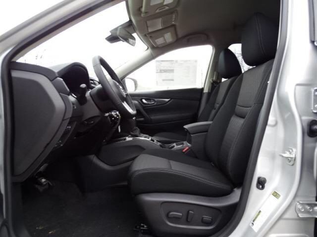 2020 Nissan Rogue SV Oshkosh WI