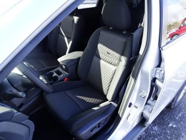 2020 Nissan Rogue SV Oshkosh WI