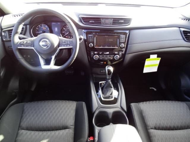 2020 Nissan Rogue SV Oshkosh WI