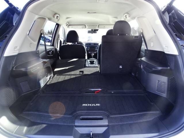 2020 Nissan Rogue SV Oshkosh WI