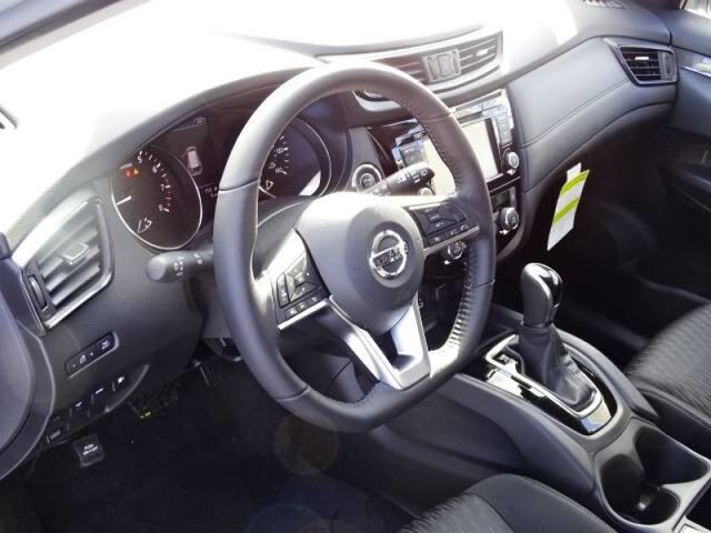 2020 Nissan Rogue SV Oshkosh WI