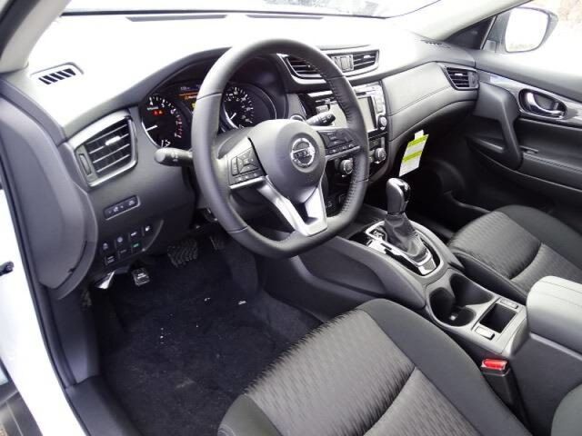 2020 Nissan Rogue SV Oshkosh WI