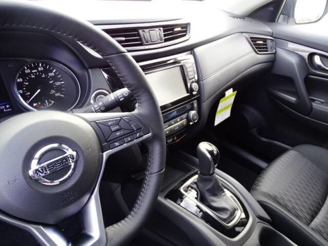 2020 Nissan Rogue SV Oshkosh WI