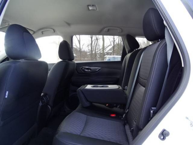 2020 Nissan Rogue SV Oshkosh WI
