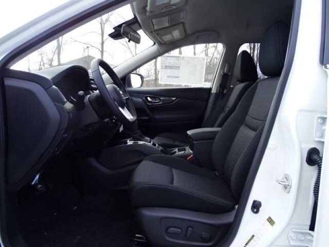 2020 Nissan Rogue SV Oshkosh WI