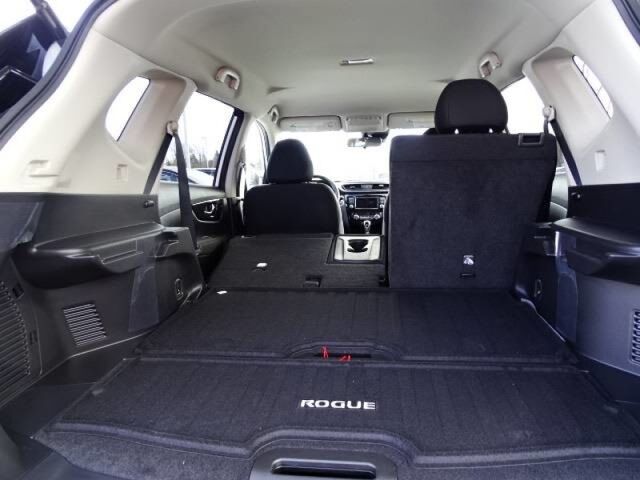 2020 Nissan Rogue SV Oshkosh WI