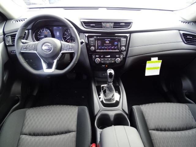 2020 Nissan Rogue SV Oshkosh WI