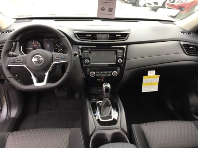 2020 Nissan Rogue SV Oshkosh WI