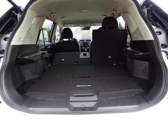 2020 Nissan Rogue SV Oshkosh WI