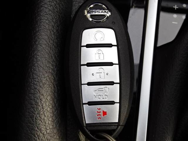 2020 Nissan Rogue SV Oshkosh WI