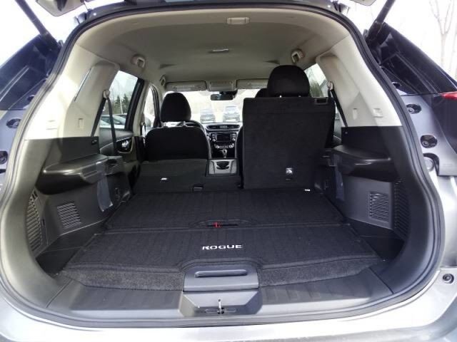 2020 Nissan Rogue SV Oshkosh WI