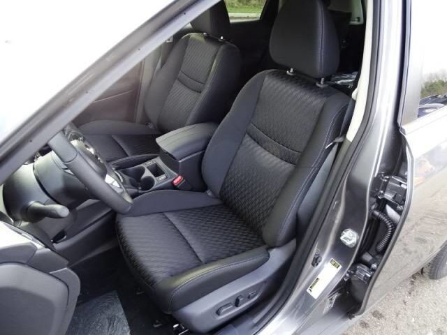 2020 Nissan Rogue SV Oshkosh WI