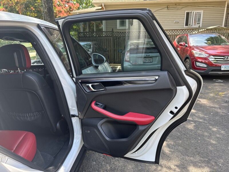2020 Porsche Macan AWD Arlington VA