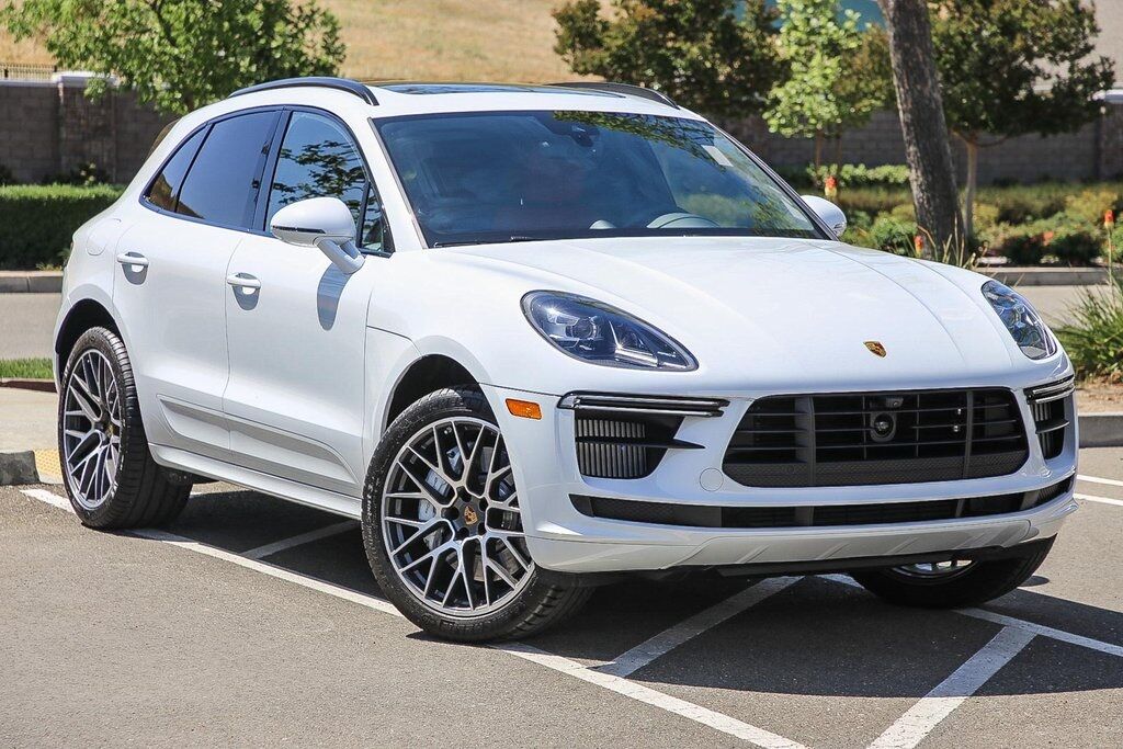 2020 Porsche Macan Turbo