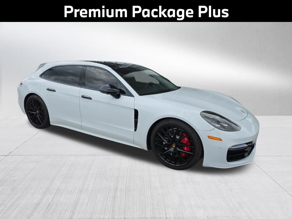 2020 Porsche Panamera Sport Turismo GTS