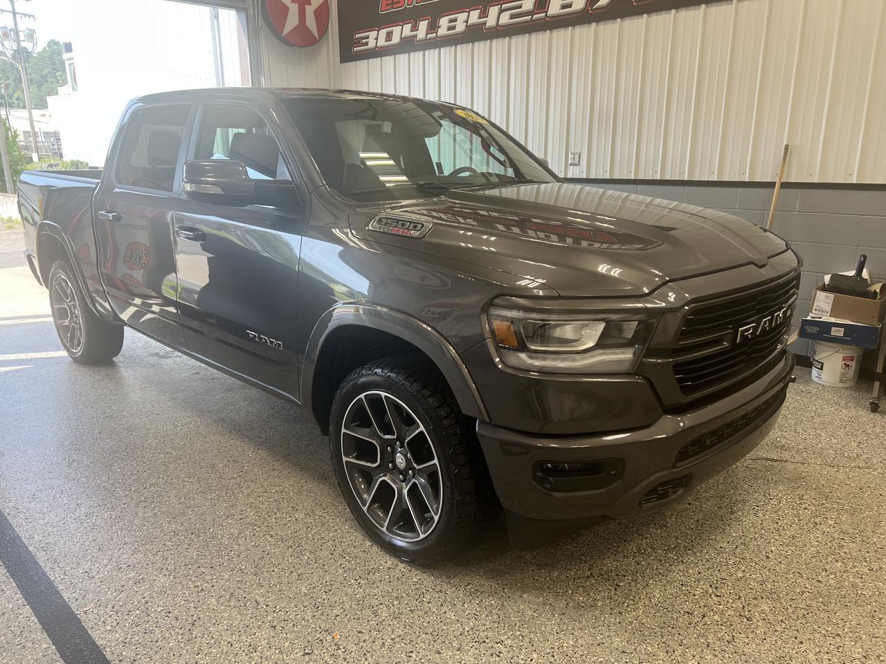 RAM1500 CREW CAB 4X42