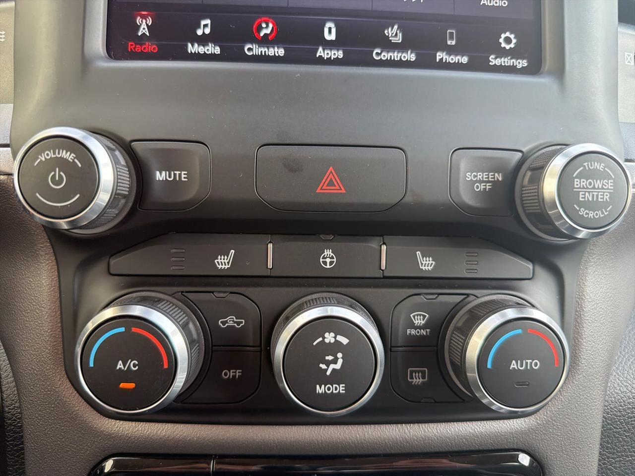 2020 Ram 1500 Big Horn/Lone Star Watertown SD 2020 Ram 1500 Big Horn/Lone Star Watertown SD
