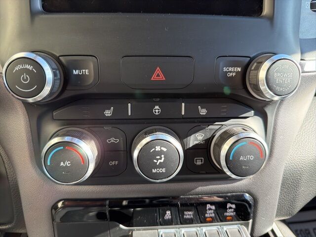 2020 Ram 1500 Big Horn/Lone Star Watertown SD 2020 Ram 1500 Big Horn/Lone Star Watertown SD