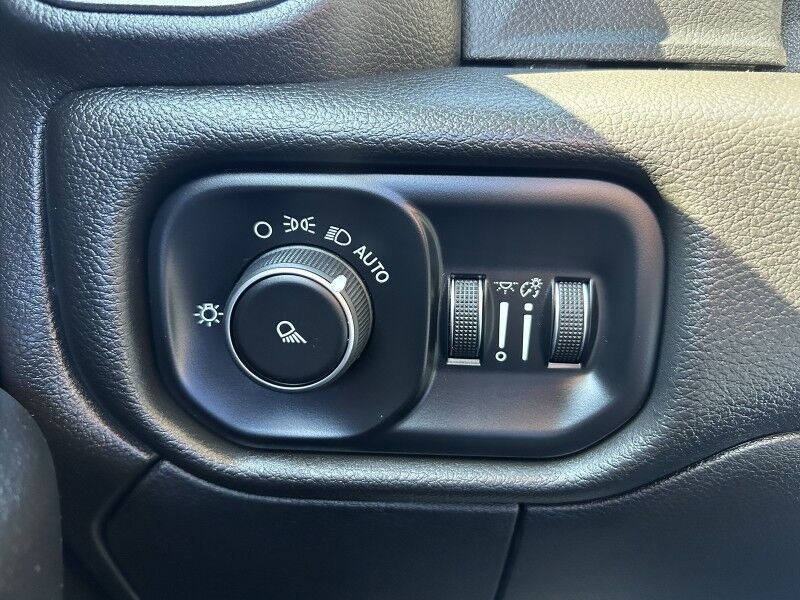 2020 Ram 2500 Tradesman - 1 OWNER - CLEAN Webster MA 2020 Ram 2500 Tradesman - 1 OWNER - CLEAN Webster MA