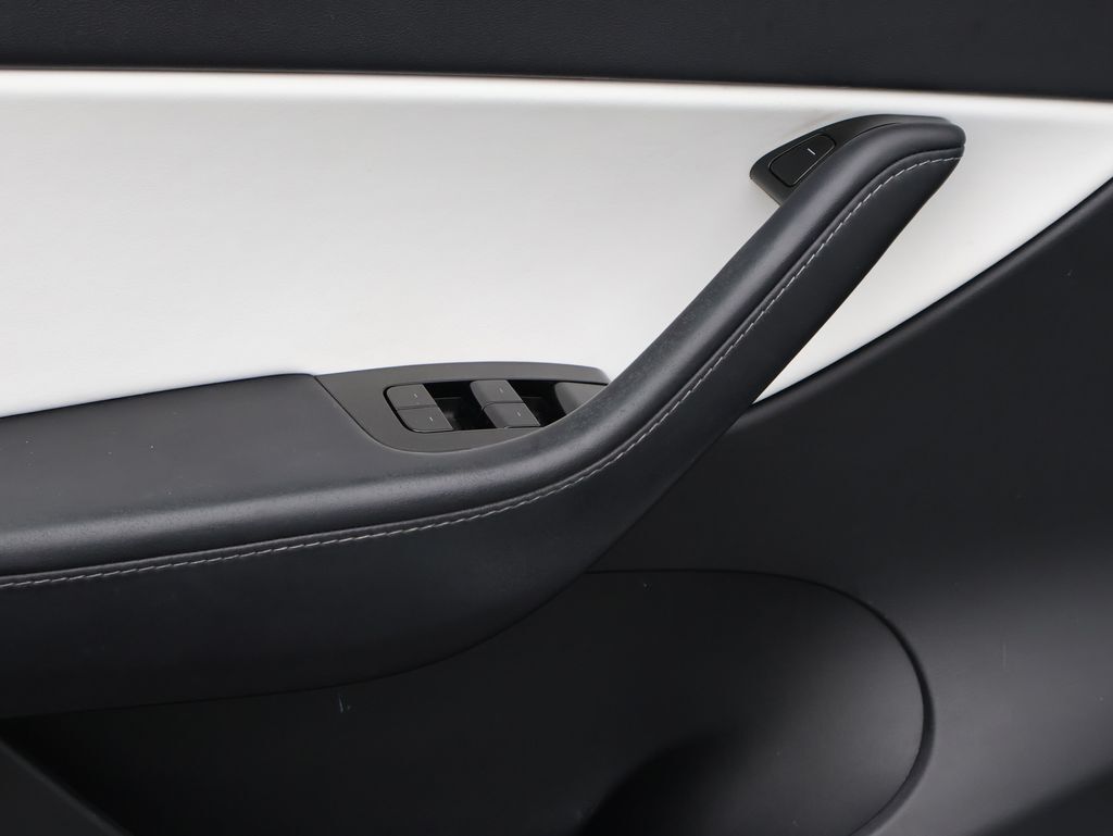 2020 Tesla Model Y Performance