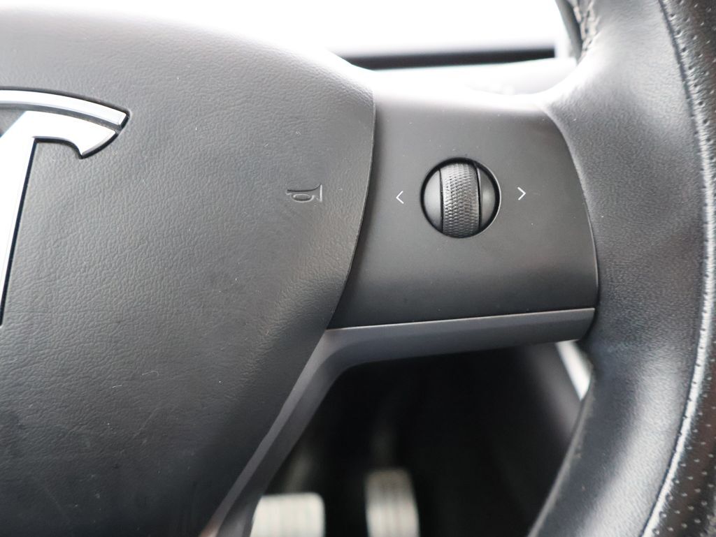 2020 Tesla Model Y Performance