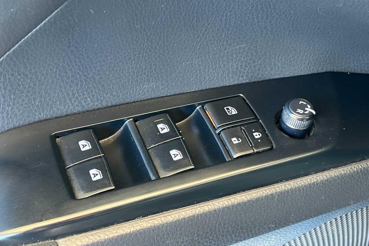2020 Toyota Camry SE Roseville CA