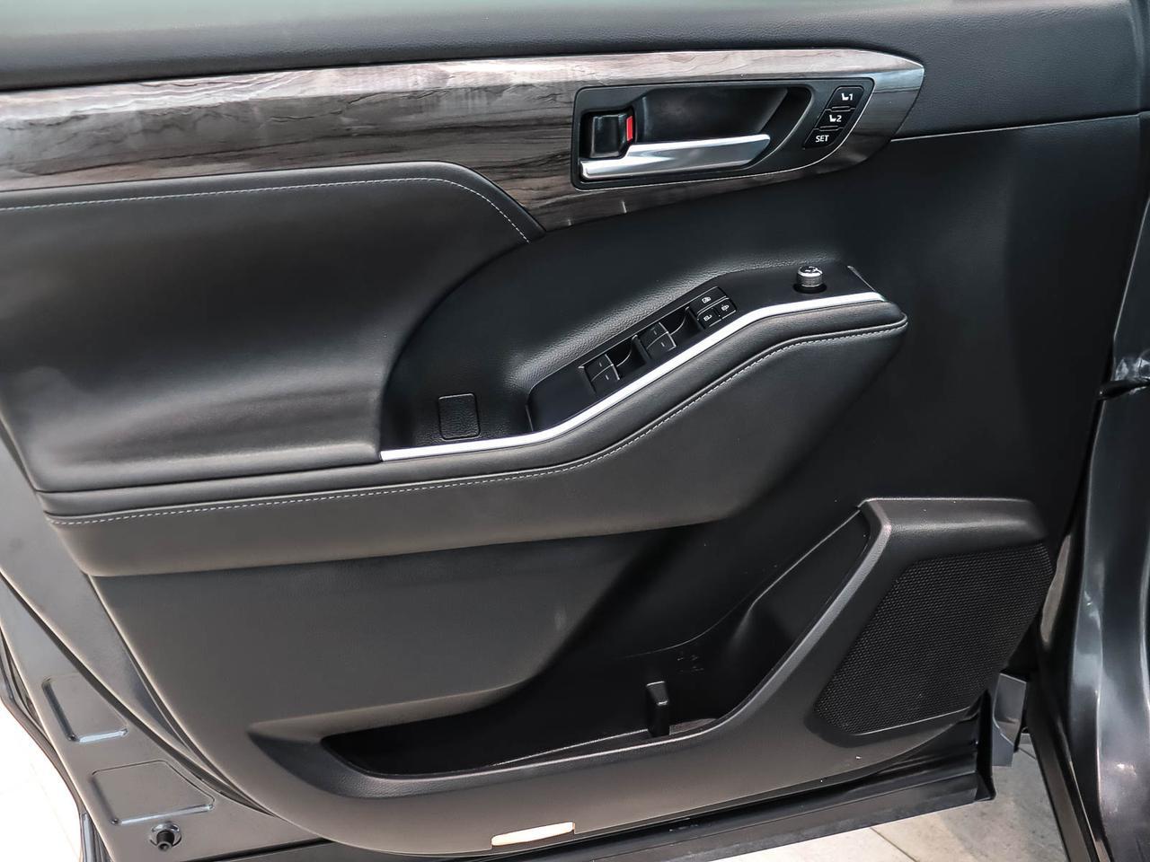 2020 Toyota Highlander Limited Mississauga ON