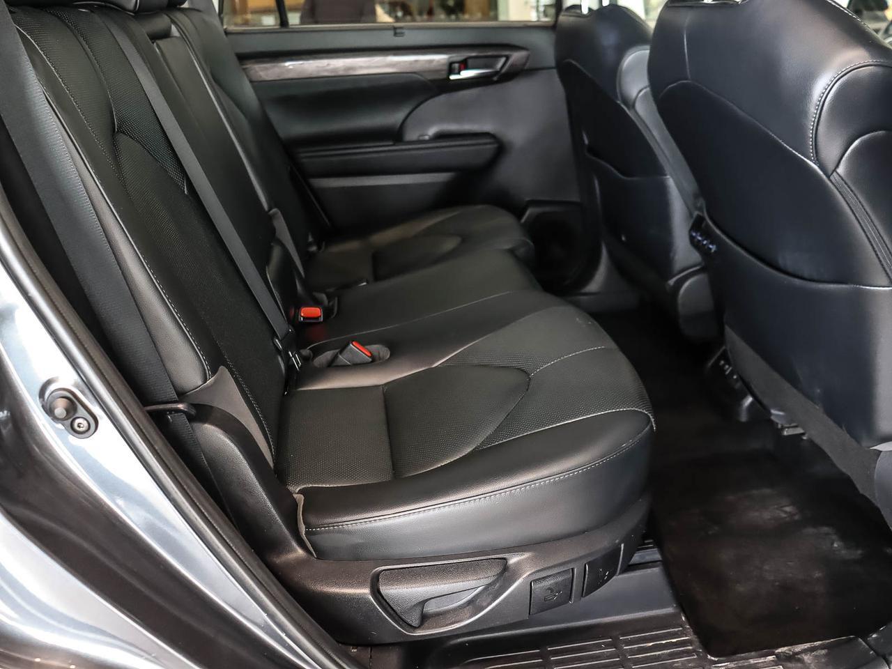 2020 Toyota Highlander Limited Mississauga ON