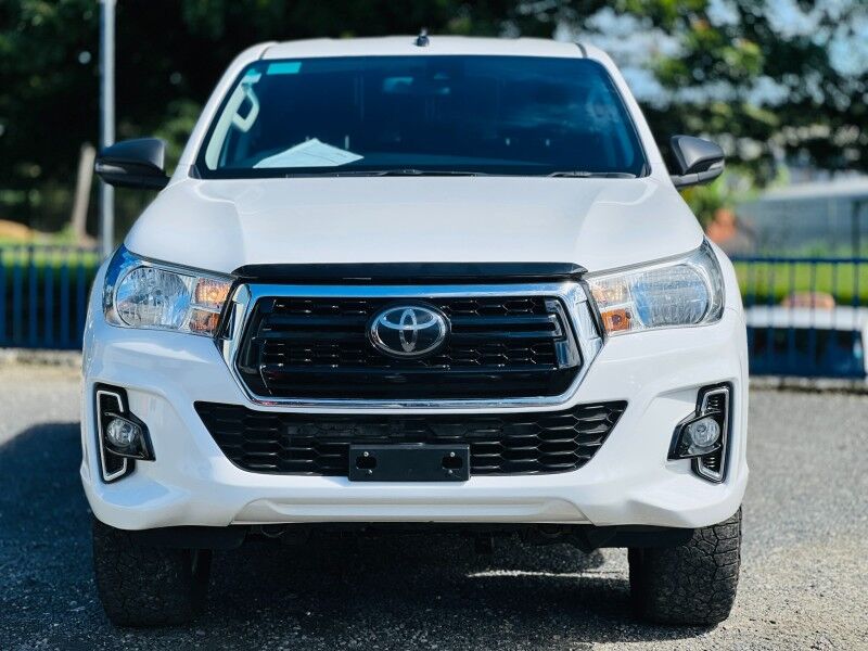 2020 Toyota Hilux SR (2.8L Diesel) Vaitele 2020 Toyota Hilux SR (2.8L Diesel) Vaitele