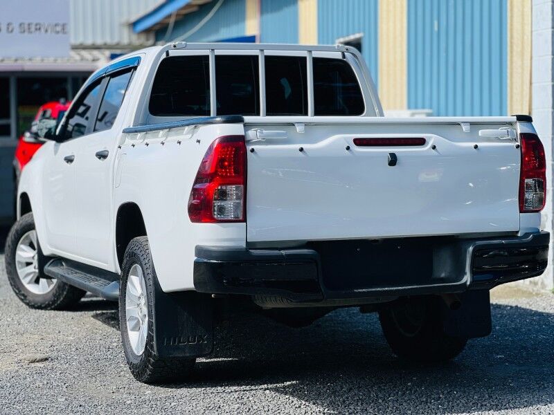 2020 Toyota Hilux SR (2.8L Diesel) Vaitele 2020 Toyota Hilux SR (2.8L Diesel) Vaitele