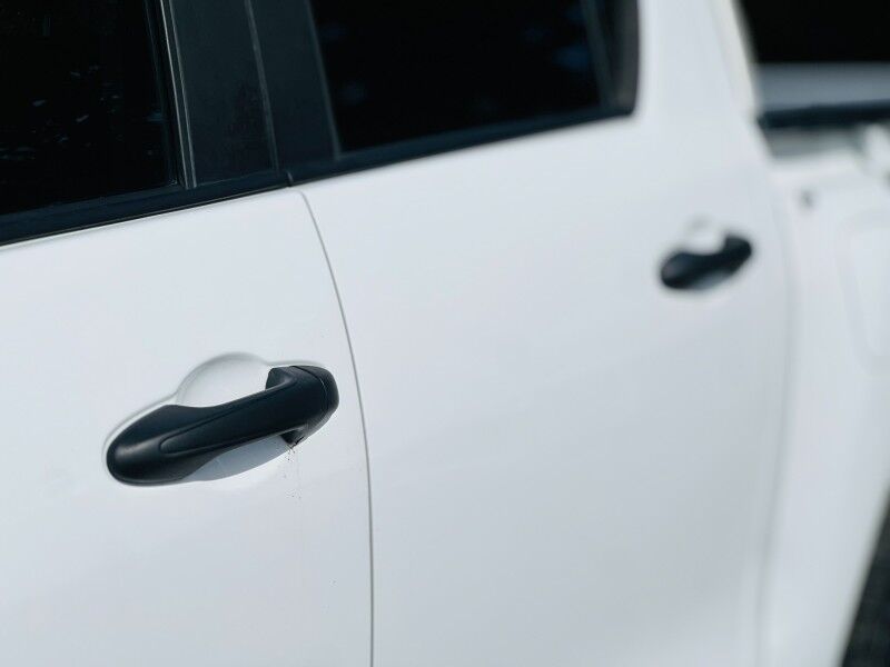 2020 Toyota Hilux SR (2.8L Diesel) Vaitele 2020 Toyota Hilux SR (2.8L Diesel) Vaitele