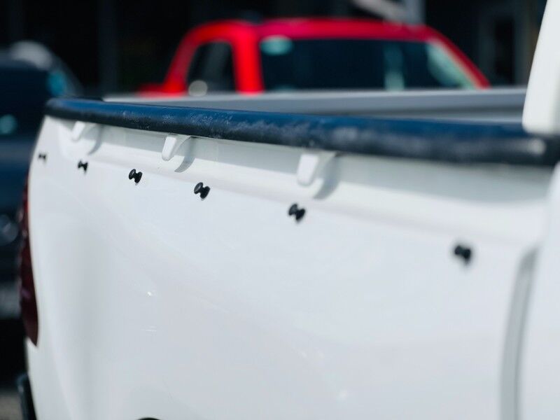 2020 Toyota Hilux SR (2.8L Diesel) Vaitele 2020 Toyota Hilux SR (2.8L Diesel) Vaitele