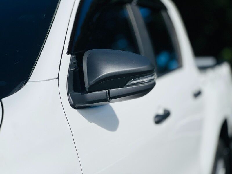 2020 Toyota Hilux SR (2.8L Diesel) Vaitele 2020 Toyota Hilux SR (2.8L Diesel) Vaitele