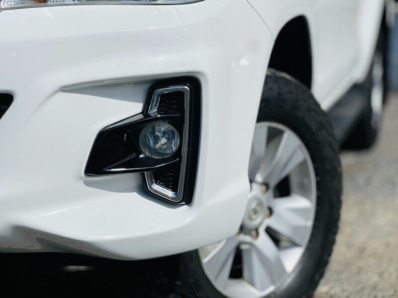 2020 Toyota Hilux SR (2.8L Diesel) Vaitele 2020 Toyota Hilux SR (2.8L Diesel) Vaitele