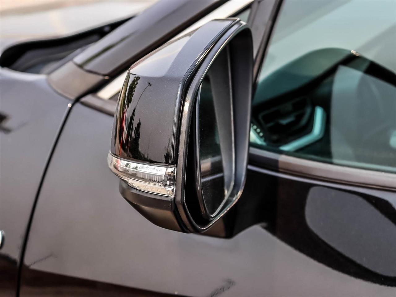 2020 Toyota RAV4 Hybrid LE Mississauga ON