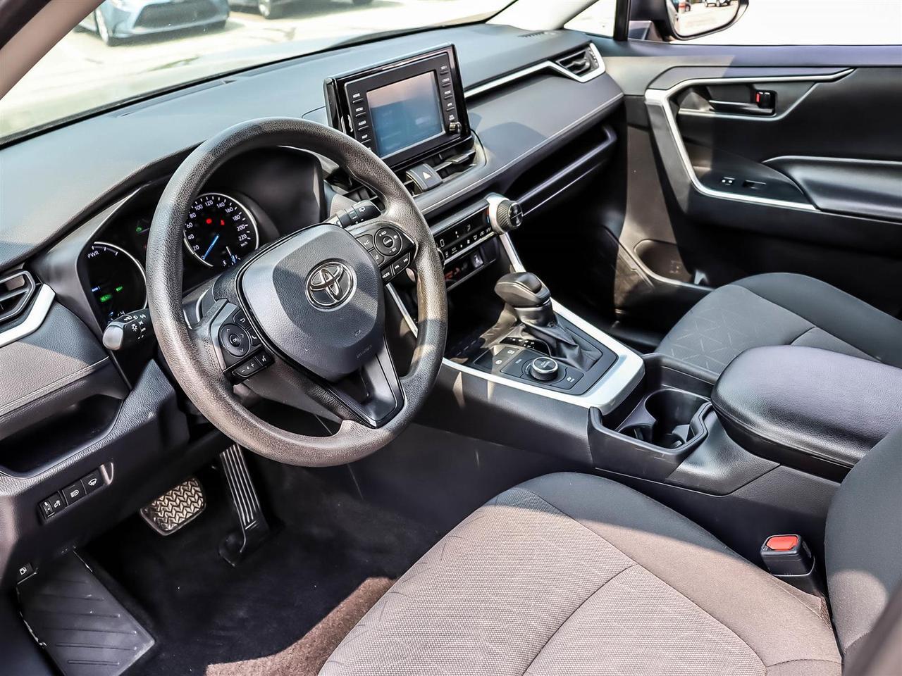 2020 Toyota RAV4 Hybrid LE Mississauga ON