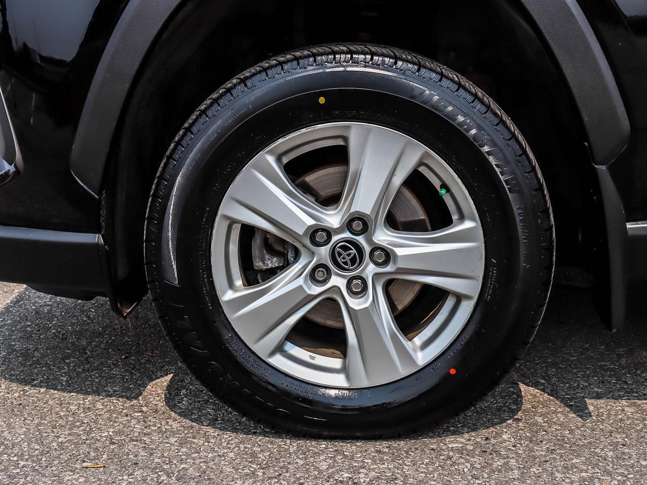 2020 Toyota RAV4 Hybrid LE Mississauga ON