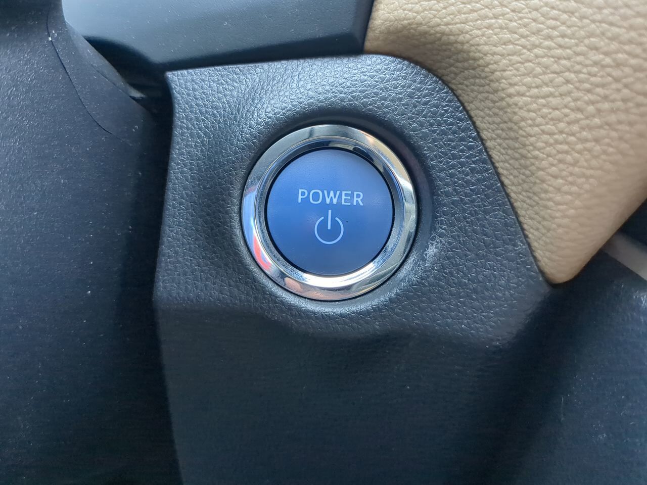 2020 Toyota RAV4 Hybrid Limited Appleton WI