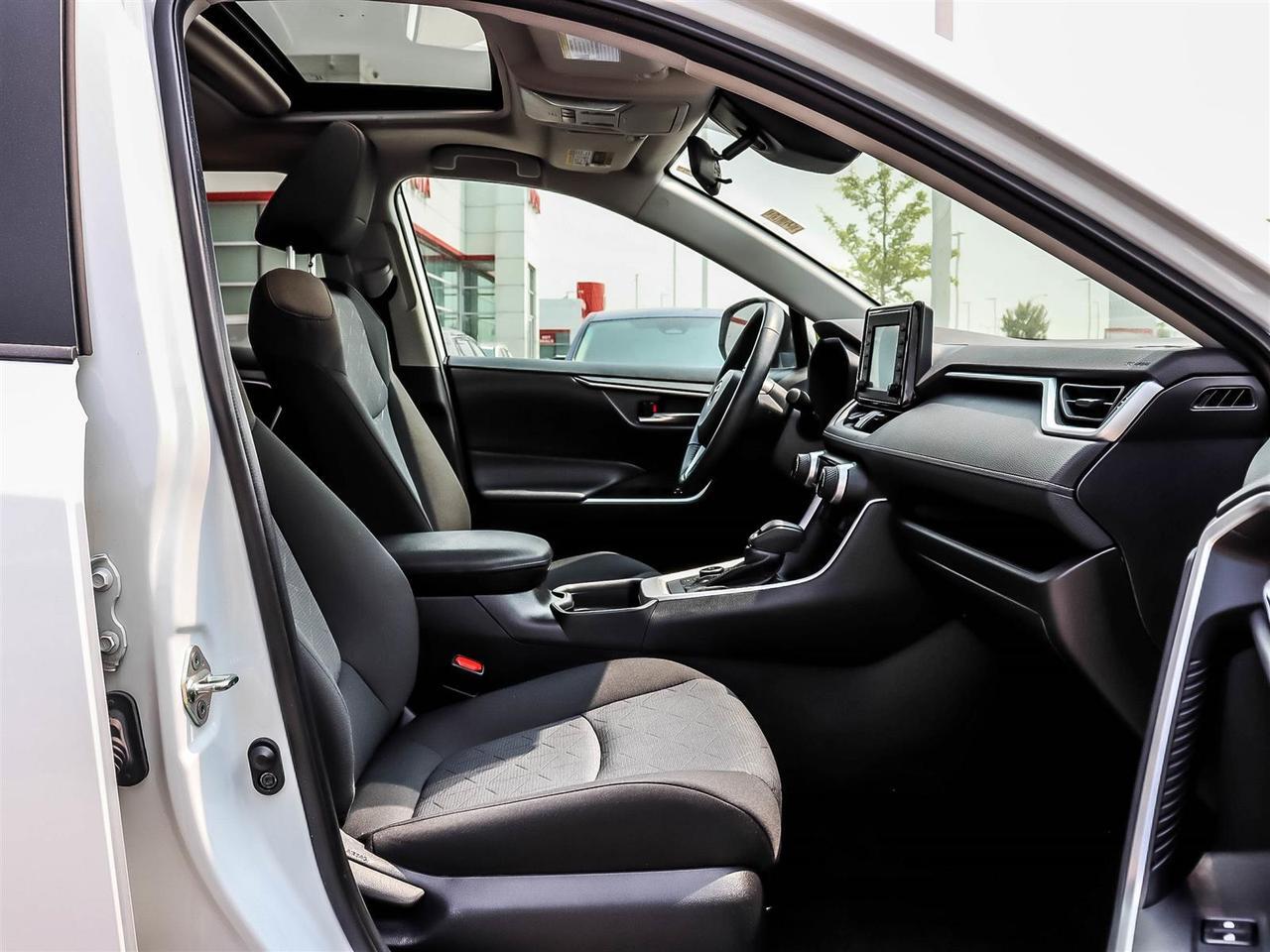 2020 Toyota RAV4 Hybrid XLE Mississauga ON