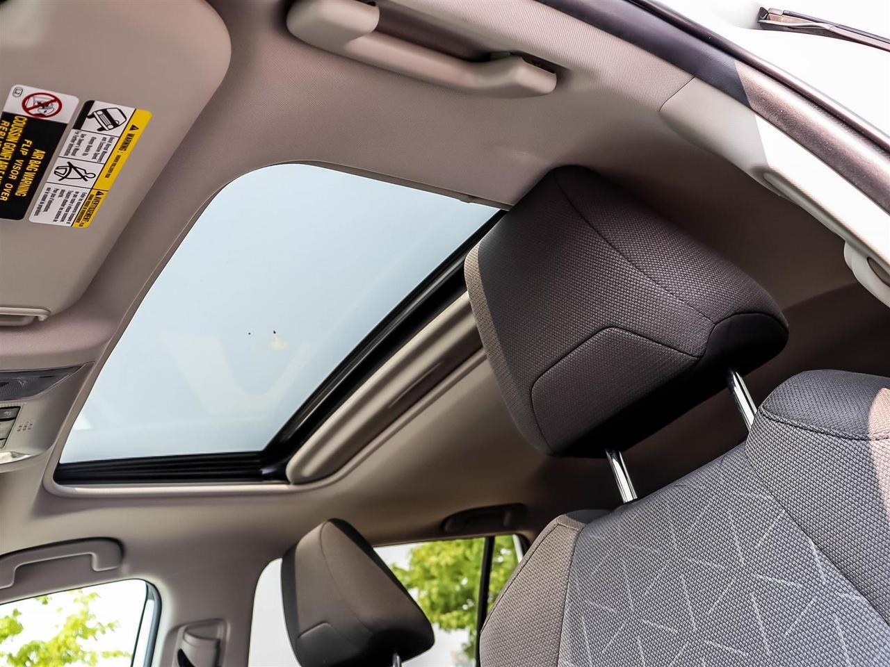 2020 Toyota RAV4 Hybrid XLE Mississauga ON