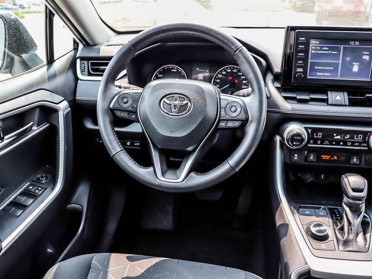 2020 Toyota RAV4 Hybrid XLE Mississauga ON