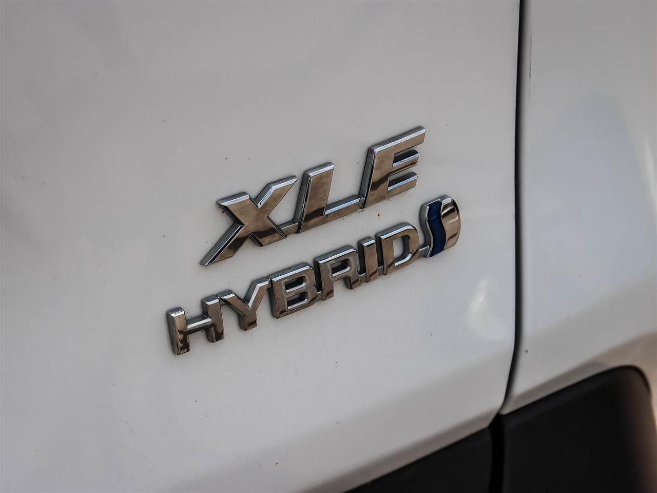 2020 Toyota RAV4 Hybrid XLE Mississauga ON