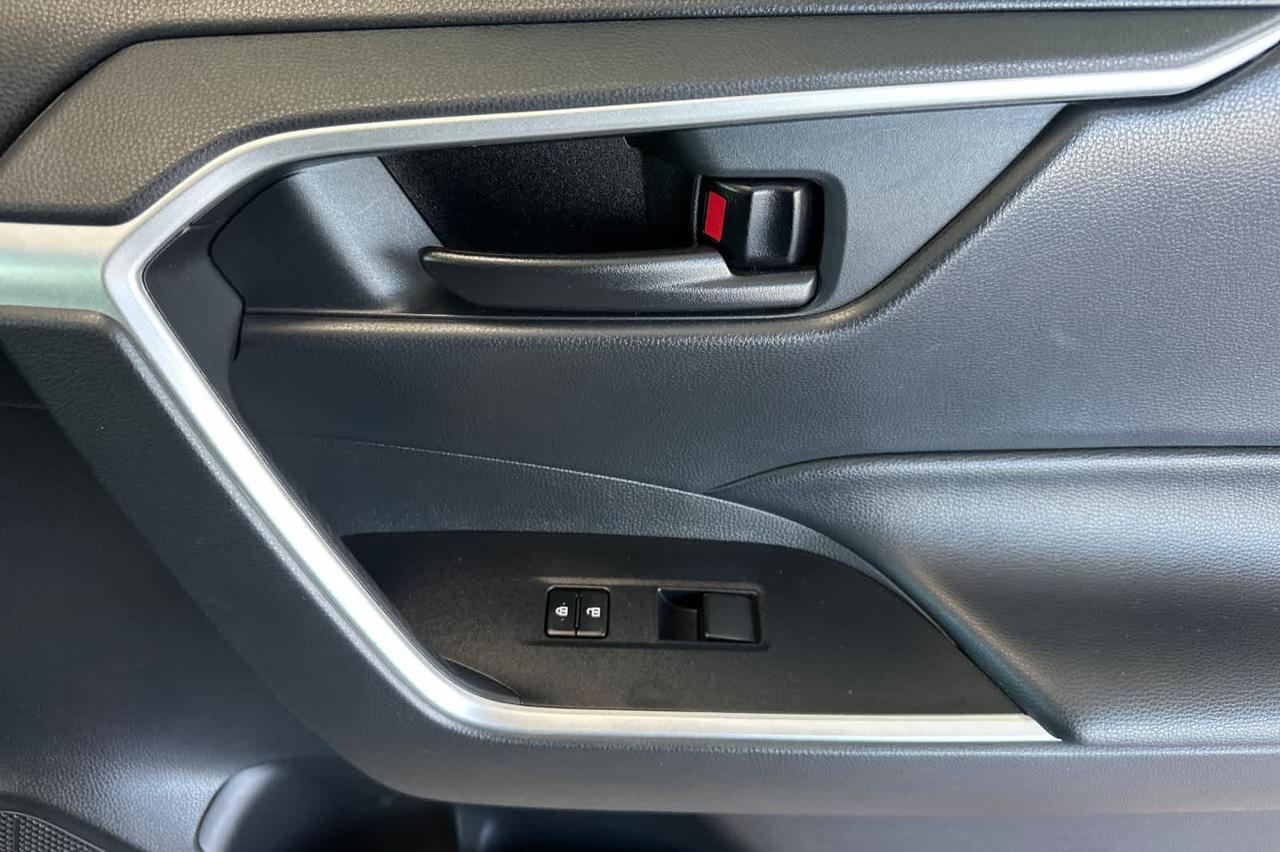 2020 Toyota RAV4 LE Roseville CA