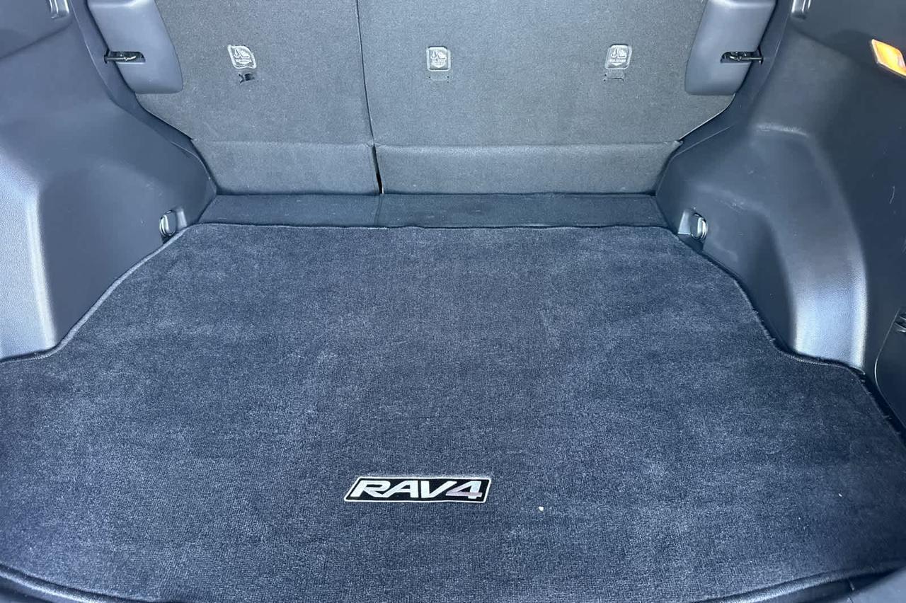 2020 Toyota RAV4 LE Roseville CA