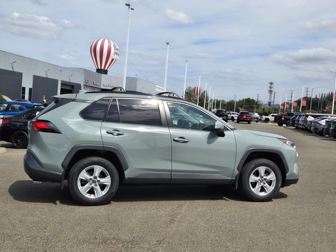 2020 Toyota RAV4 XLE 2020 Toyota RAV4 XLE