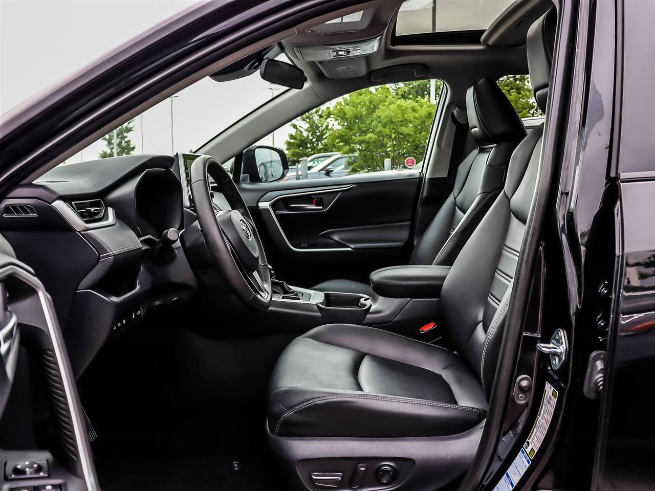 2020 Toyota RAV4 XLE Mississauga ON